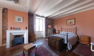 Maison 6 Pièces 181 m² à vendre à Chabanais (16150)