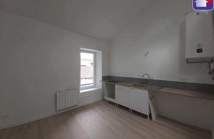 Location appartement 2 pièces 24 m² à Tarascon-sur-Ariège (09400) — photo 2