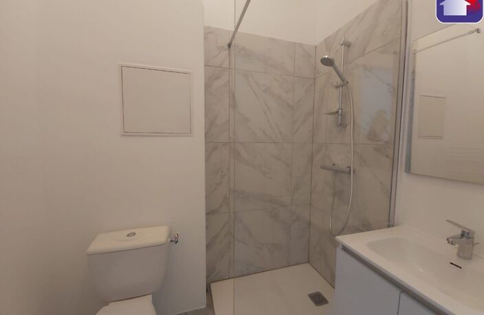 Location appartement 2 pièces 24 m² à Tarascon-sur-Ariège (09400) — photo 4