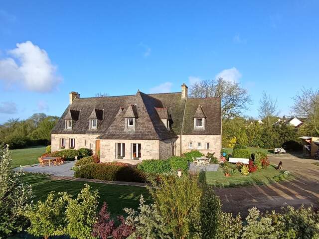 Maison en pierre — photo du bien