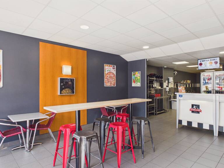 Pizzeria — photo 1