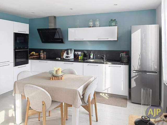 Charme et modernité, Maison en exclusivité — photo du bien