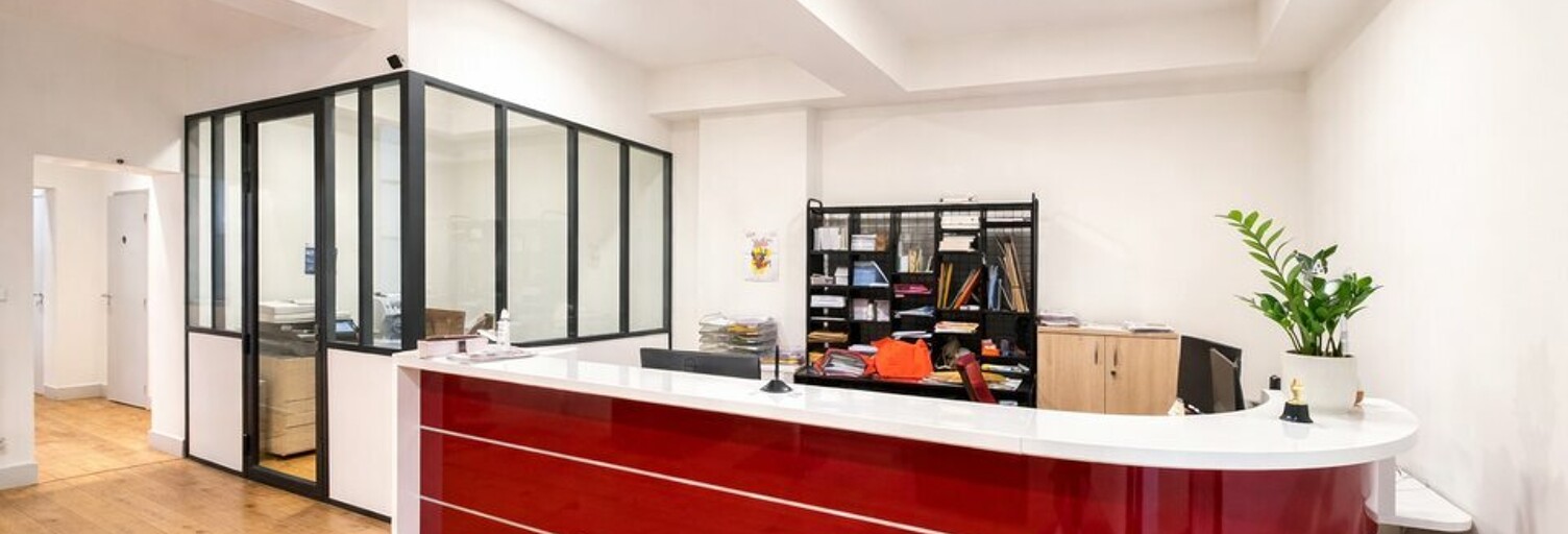 Bureau  321 m² à louer à Lyon 2 (69002)