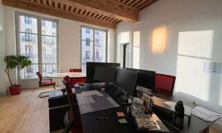Bureau  321 m² à louer à Lyon 2 (69002)