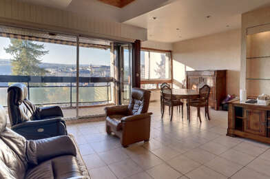 Appartement 5 pièces 1244 €