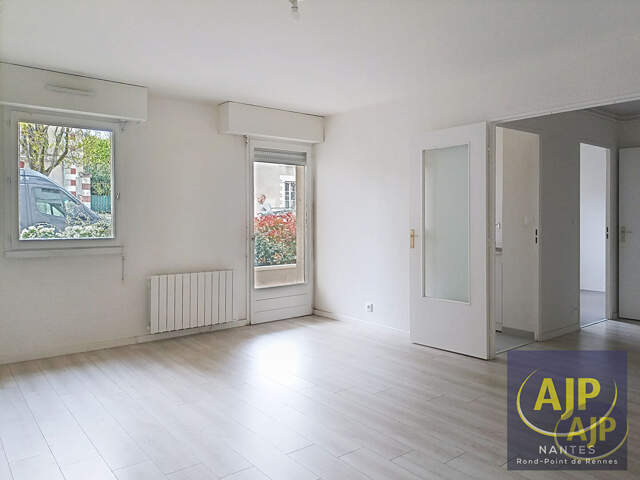 T3 Rond Point de Rennes — photo du bien