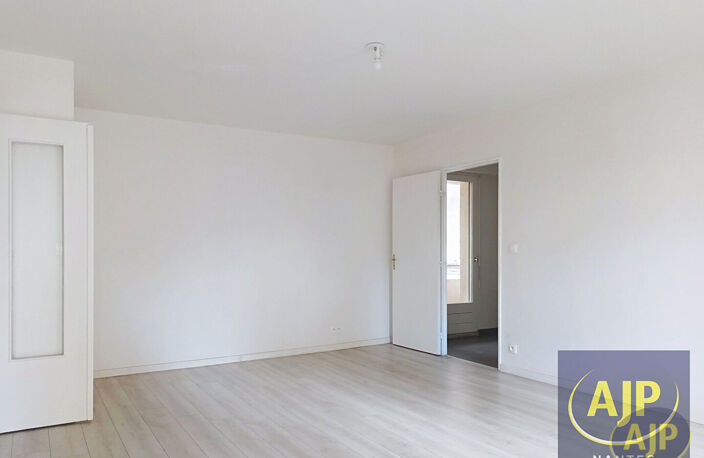 T3 Rond Point de Rennes — photo 2
