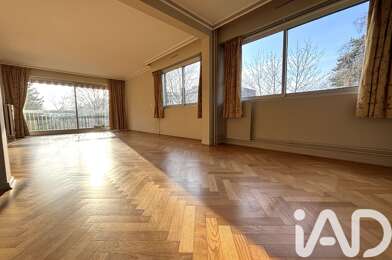 Appartement 3 pièces 275600 €