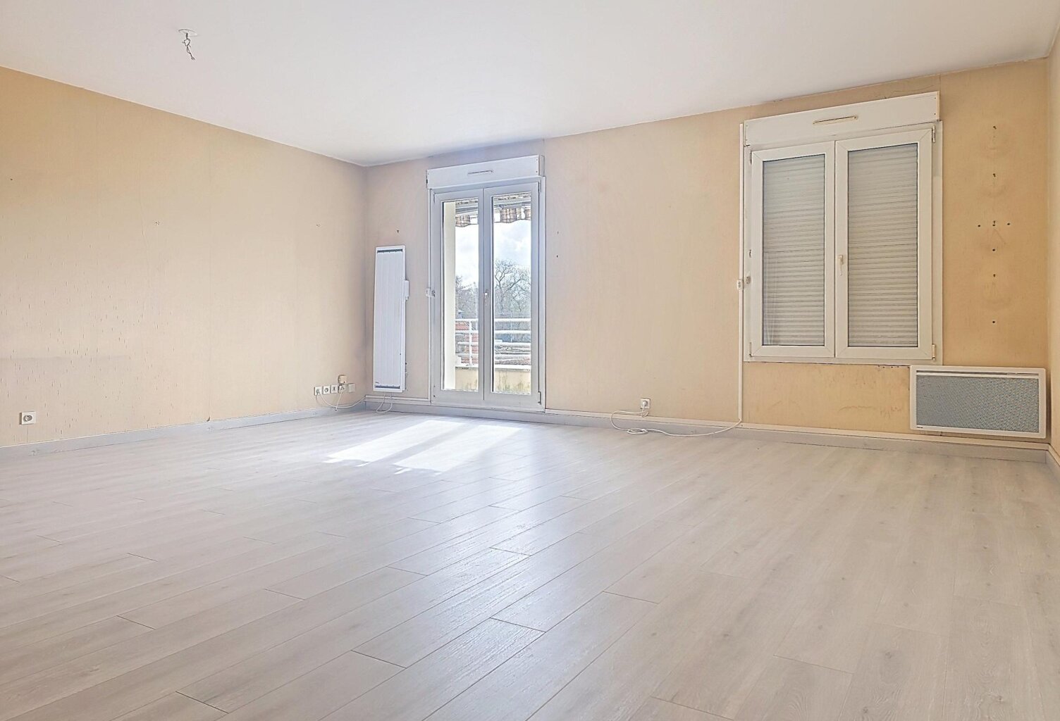 APPARTEMENT TYPE 4 AVEC PARKING PROCHE GARE — photo 1