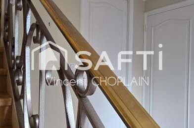 Maison 5 pièces 370000 €