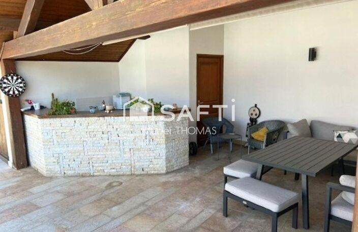 5 Chambres dont une au rez-de-chaussée. PROCHE MORESTEL — photo 2