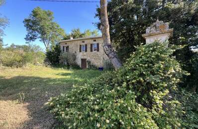 Maison en pierre de 5 pièces principales — photo du bien