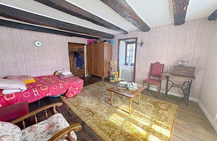 Maison en pierre de 2 pièces principales — photo 5
