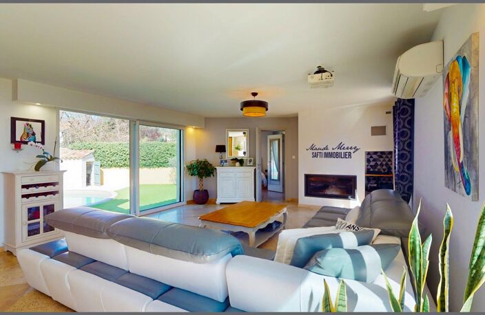 Aucuns travaux à prévoir - parfaitement entretenue - villa 170 m2 habitables - 4 chambres dont une suite parentale de plain-pied - piscine - terrain de boules - garage + atelier - studio indépendant de 20 m2 - terrain clôturé de 1000 m2 — photo 4