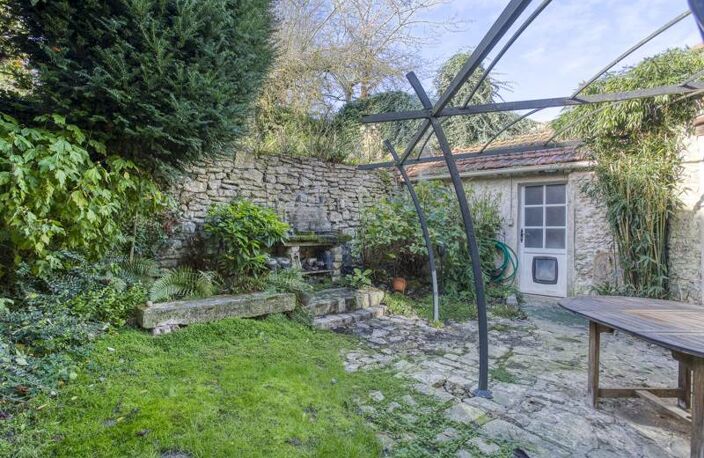 Maison en pierre de 6 pièces principales — photo 3