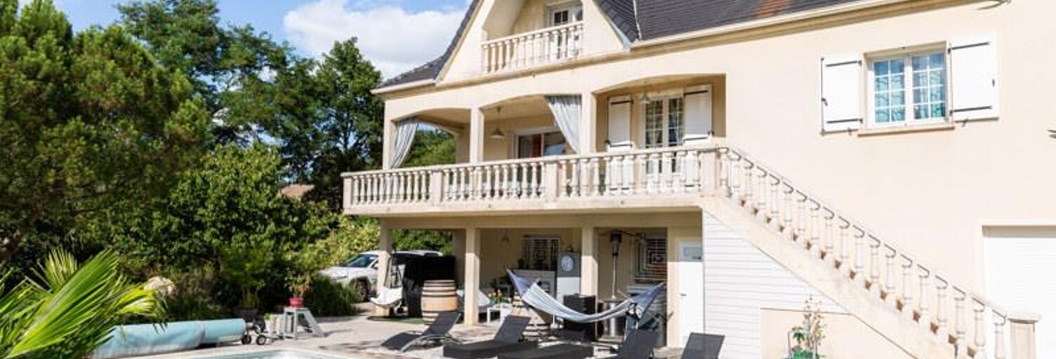 Maison 7 Pièces 183 m² à vendre à Ussac (19270)