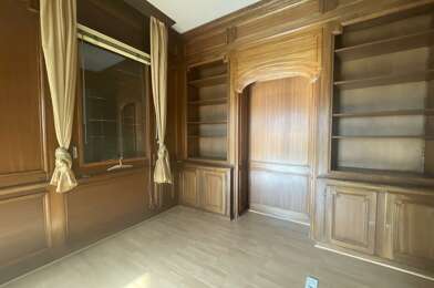 Appartement 12 pièces 140000 €