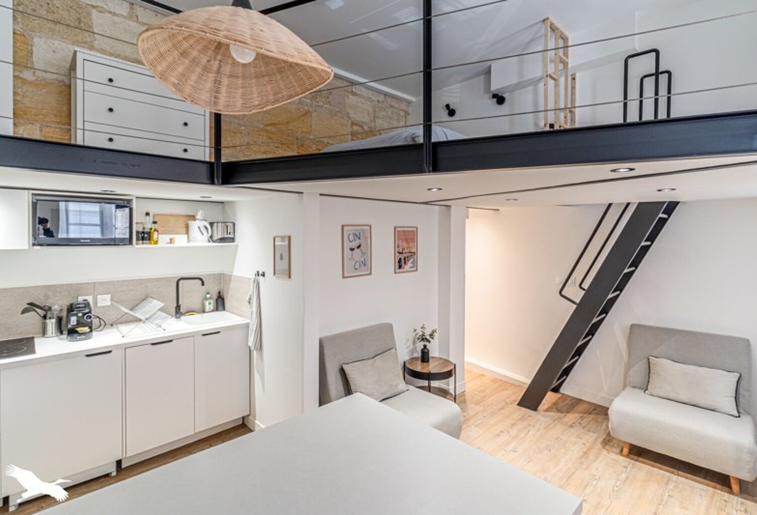 Duplex de 2 pièces principales — photo 1