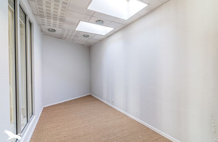 Vente appartement 4 pièces 126 m² Bordeaux (33000) — photo 3