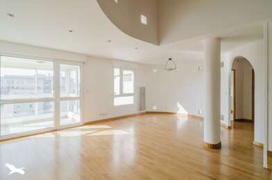 Appartement 5 pièces 599900 €