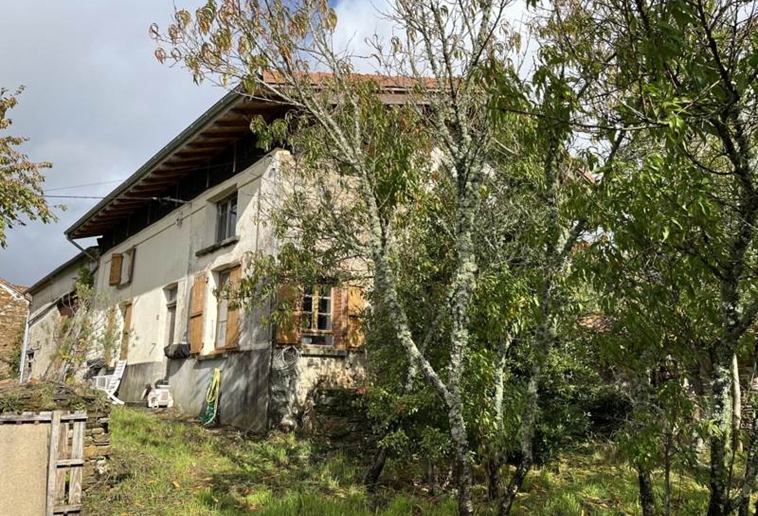Ferme (tte) de 6 pièces principales — photo 1