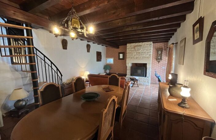 Vente maison 7 pièces 202 m² Parnac (46140) — photo 3