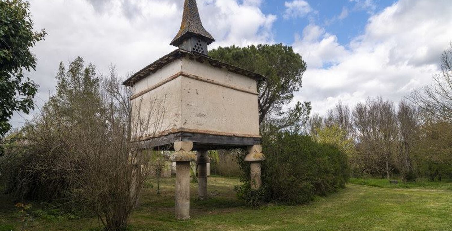 Corps de Ferme de 8 pièces principales — photo 1