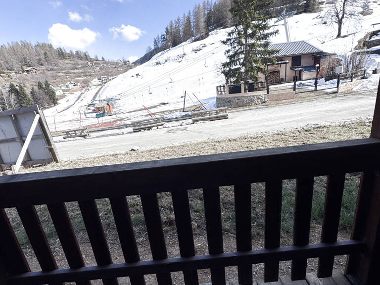 Chalet  contemporain sur 3 niveaux vue front de neige station les Buisses — photo 1