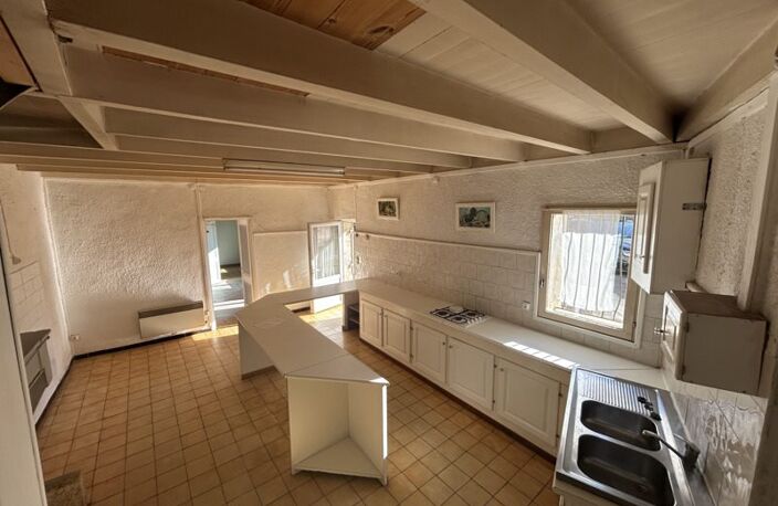 Maison en pierre de 4 pièces principales — photo 4