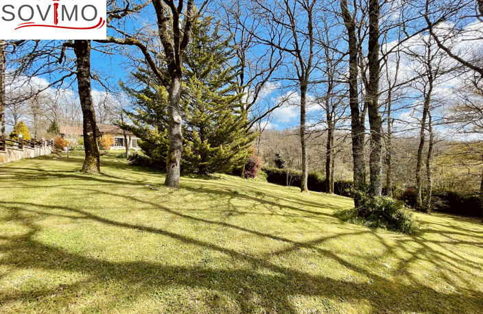 DANS UN CADRE VERDOYANT, BELLES PRESTATIONS, JOLIE MAISON DE — photo 5