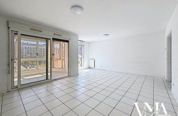 Appartement T4 de 86m2 / Lyon 02 — photo 3