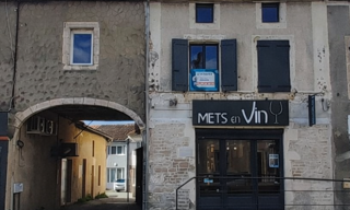 Immeuble  150 m² à vendre à La Crèche (79260)