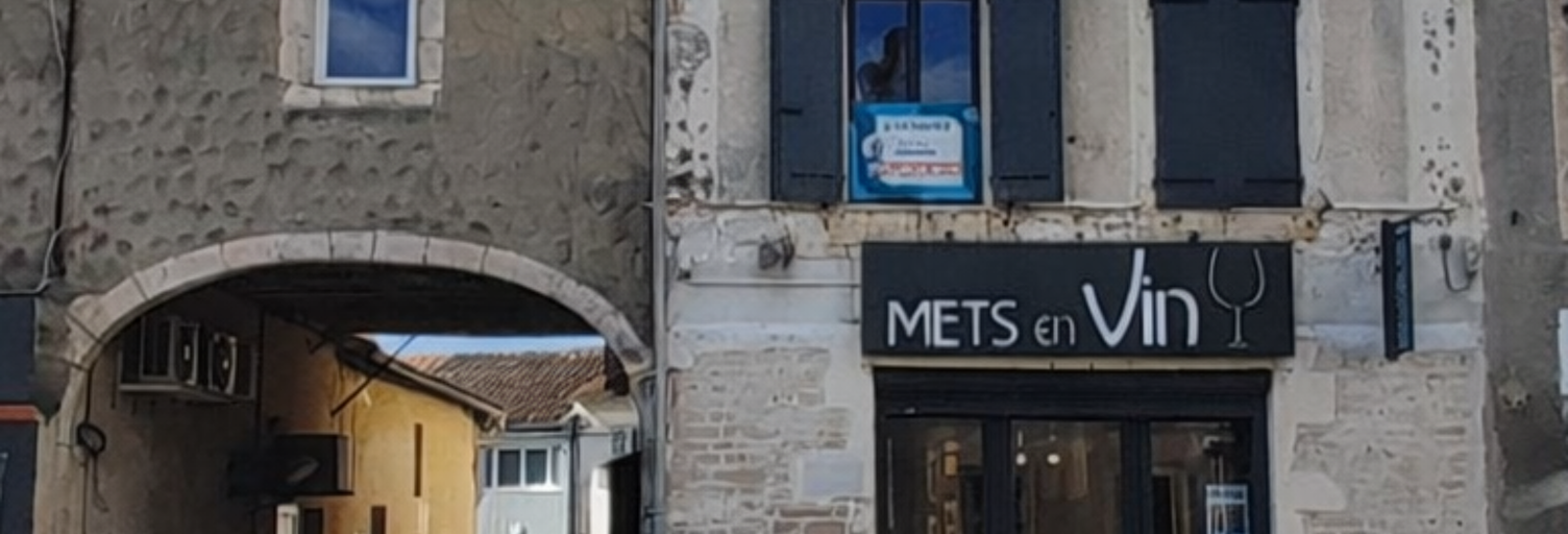 Immeuble  150 m² à vendre à La Crèche (79260)