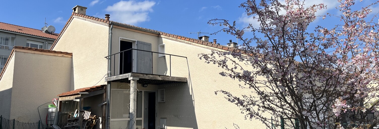 Maison 4 Pièces 105 m² à vendre à Saint-Maurice-de-Lignon (43200)