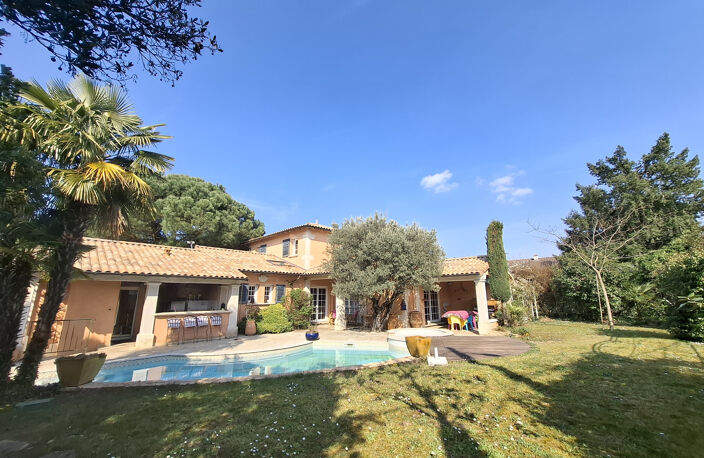 Maison atypique   Un petit air de Provence et de vacances, d — photo 2