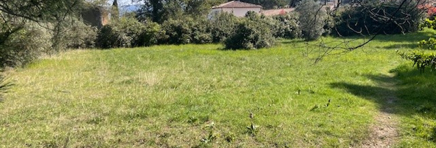Terrain  2121 m² à vendre à Orgon (13660)