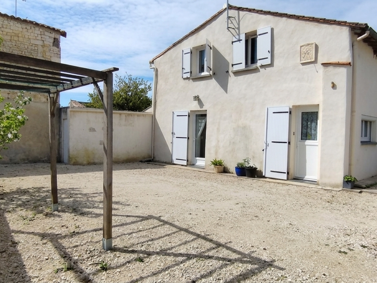Vente Maison de village 4 pièces — photo 1
