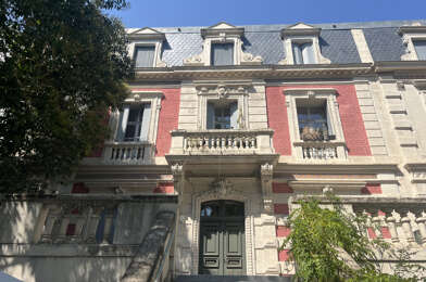 Appartement 4 pièces 1611 €