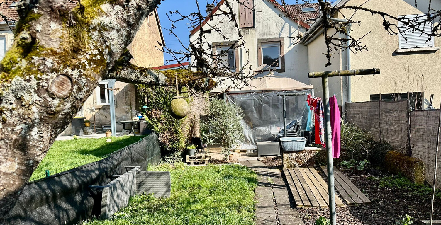 Vente maison de ville mitoyenne, 5 pièces, sur terrain de 2, — photo 1