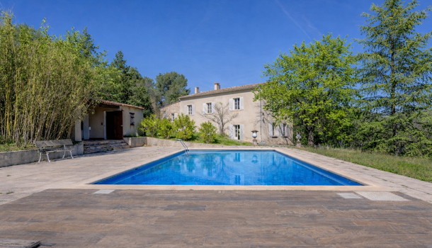 Propri&eacute;t&eacute; 7 pièces  à vendre Ansouis 84240