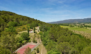 Maison 7 Pièces 250 m² à vendre à La Tour-d'Aigues (84240)