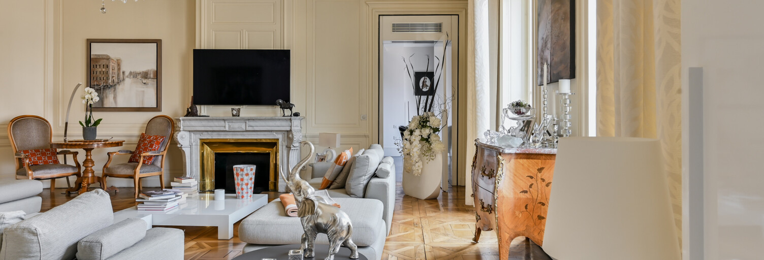 Appartement 5 Pièces 215 m² à vendre à Lyon 2 (69002)