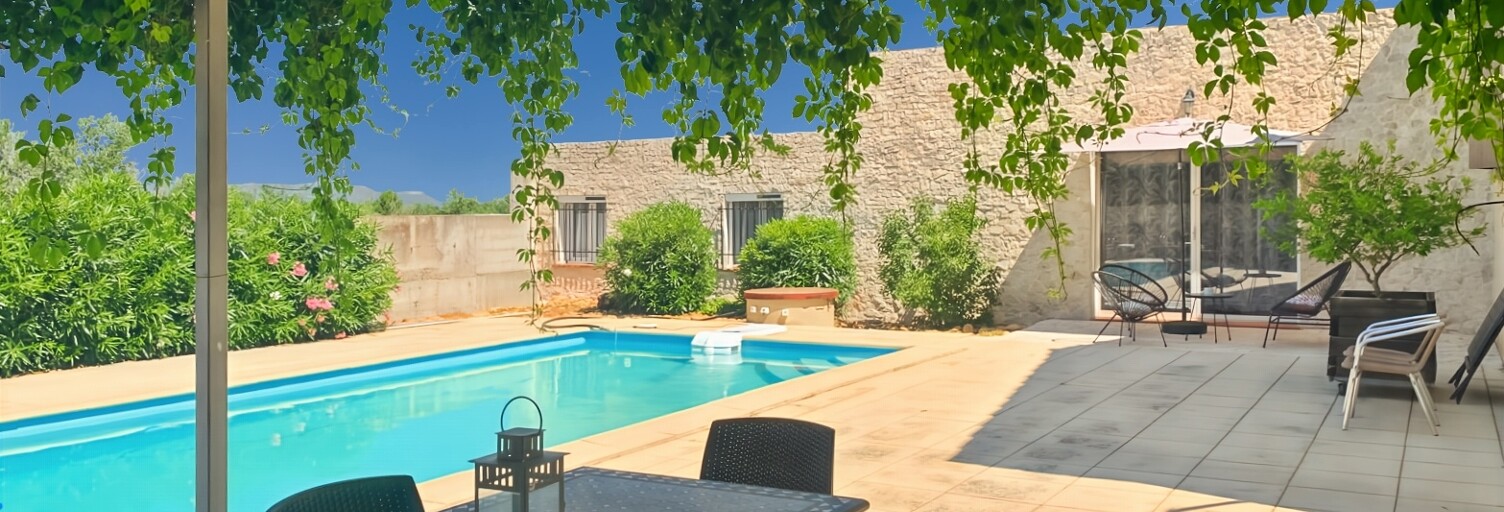 Maison 8 Pièces 241 m² à vendre à Saint-Geniès-de-Comolas (30150)