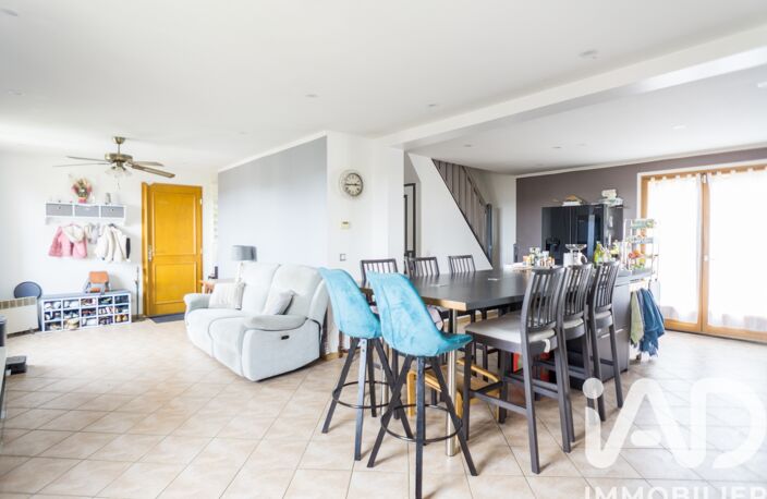 Vente Maison/villa 5 pièces — photo 4