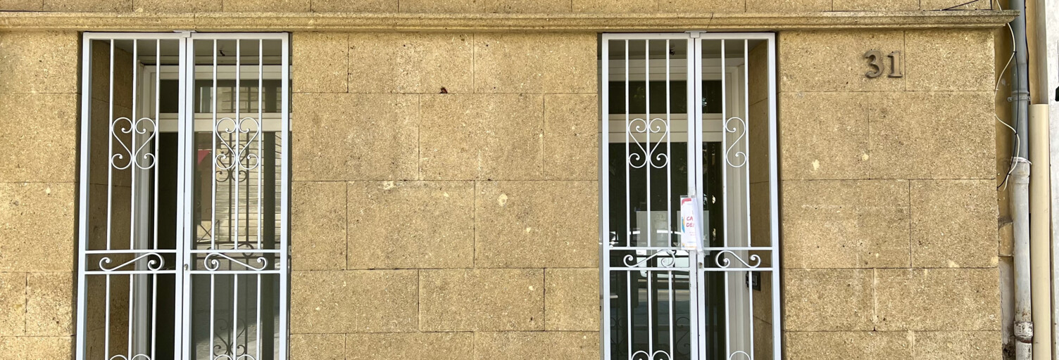 Commerce  62 m² à louer à Lambesc (13410)