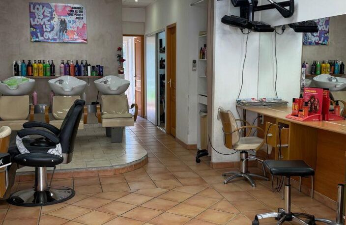 Vente Boutique/Local commercial 60 m&sup2; — photo 5