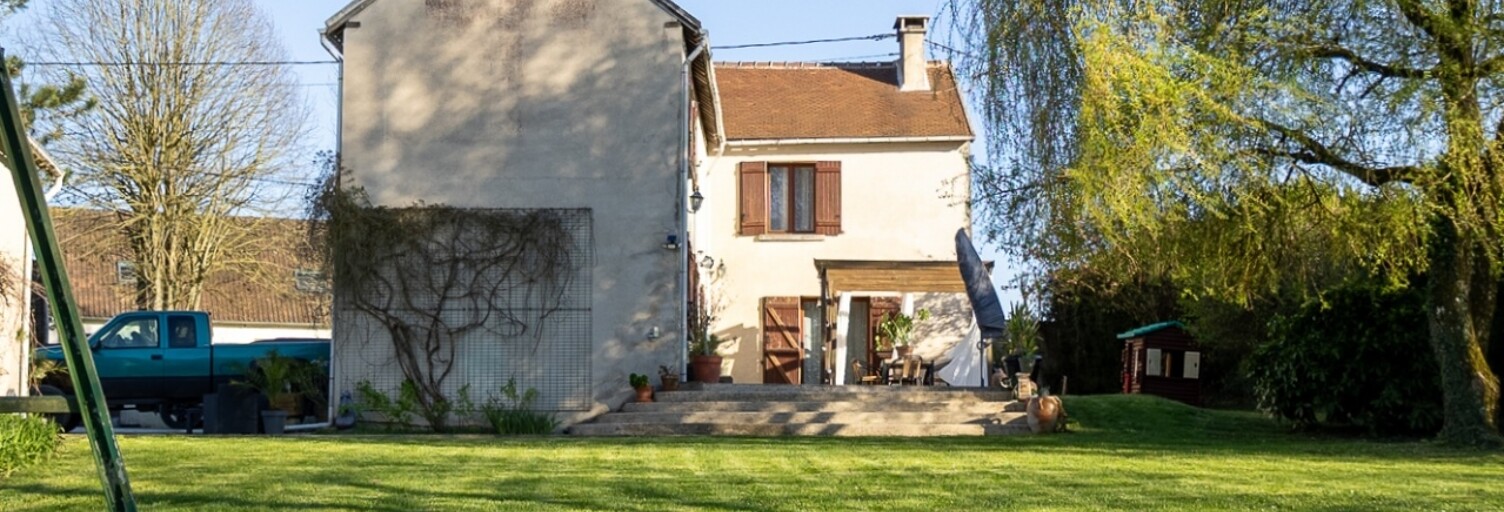 Maison 4 Pièces 153 m² à vendre à Saint-Siméon (77169)