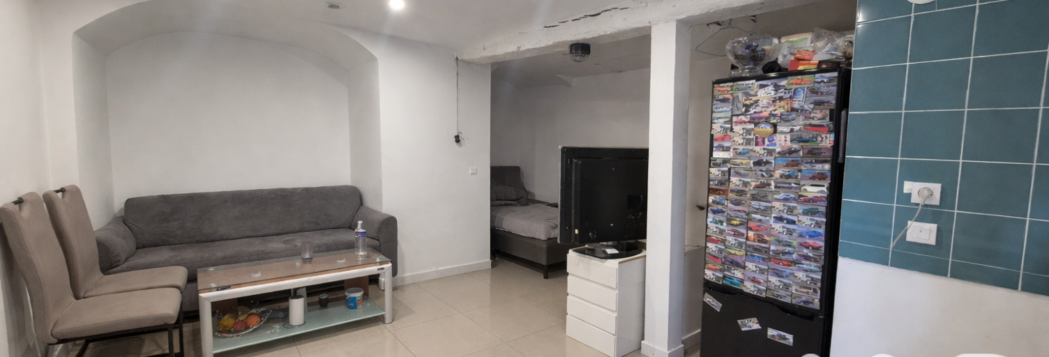 Immeuble  123 m² à vendre à Chanteloup-les-Vignes (78570)