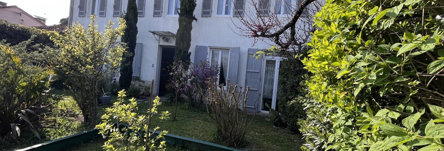 Maison 7 Pièces 227 m² à vendre à Queyrac (33340)