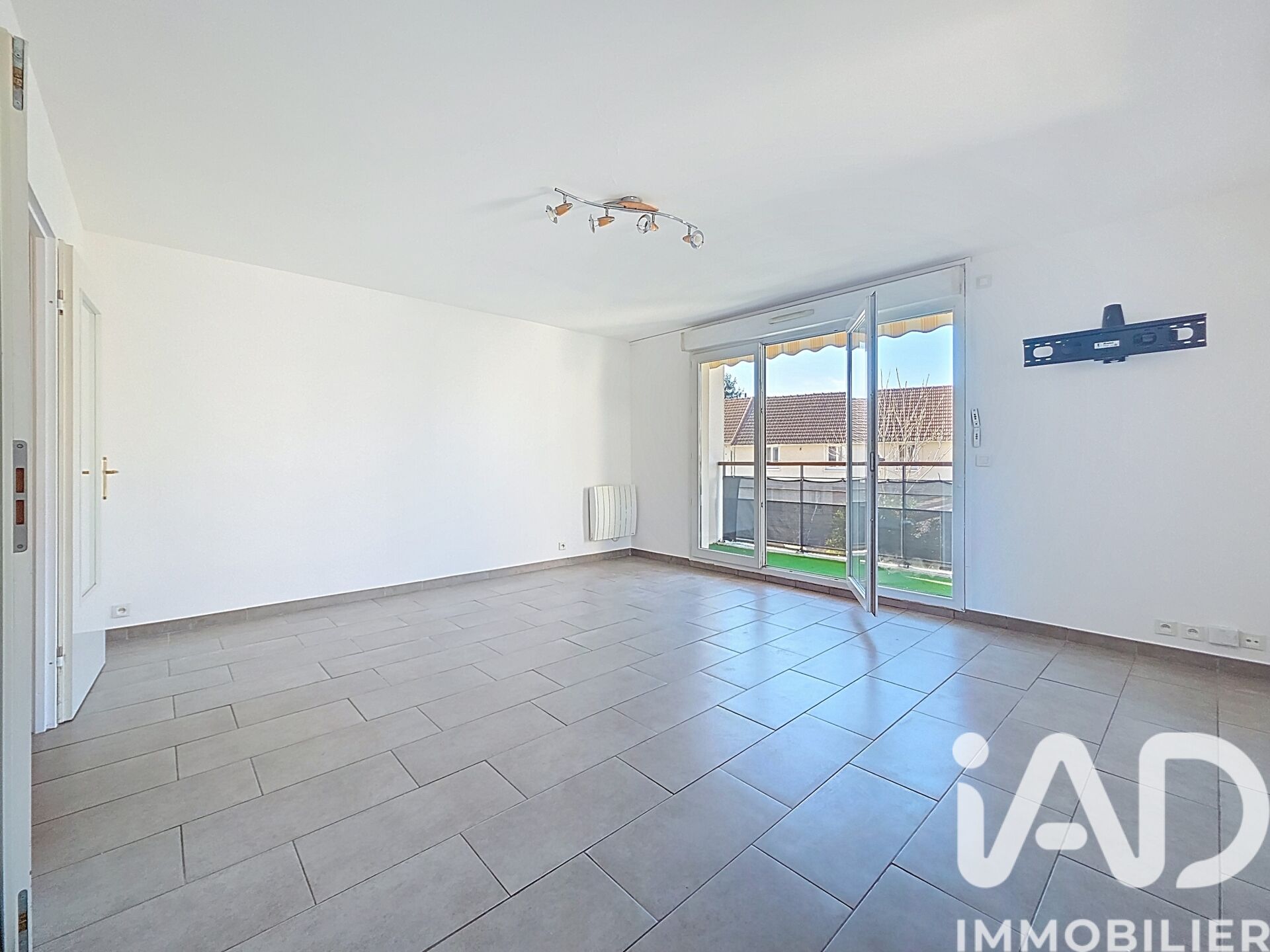 Vente Appartement 3 pièces - Photo 3